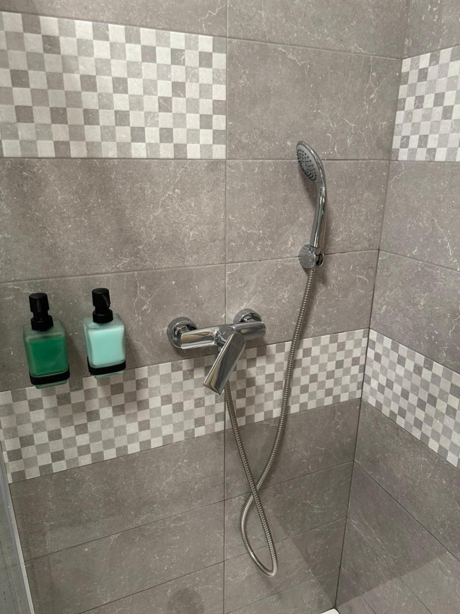 Apartma Anze Samec Dobravlje Exterior photo